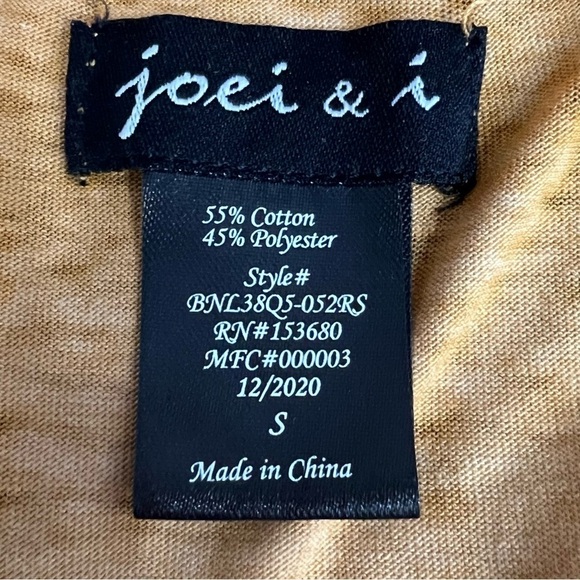 joei & i Adventure Is Calling Graphic Knotted Tee Shirt Woman’s SZ Small Mustard - Picture 8 of 9